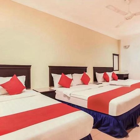 Hotel Home 88 Teluk Intan Eksteriør billede