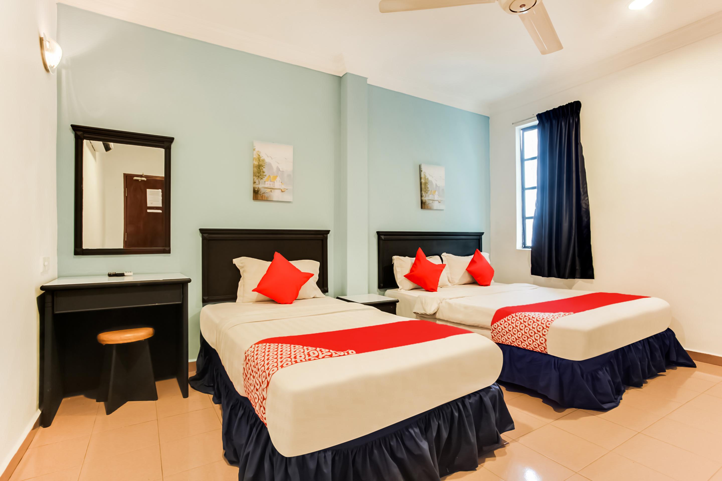 Hotel Home 88 Teluk Intan Eksteriør billede