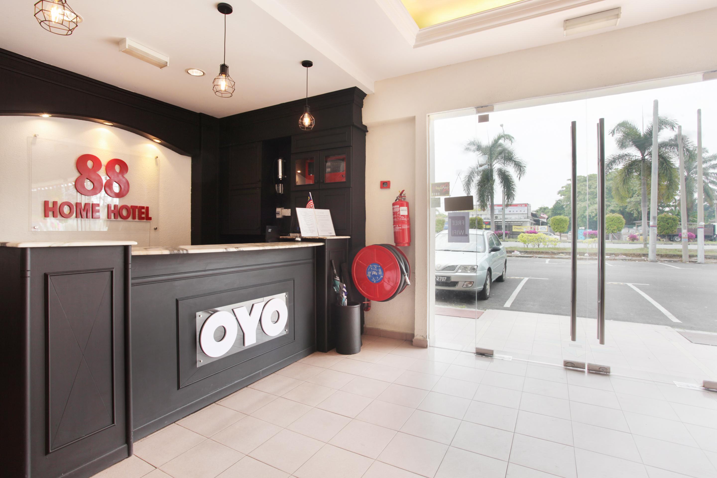 Hotel Home 88 Teluk Intan Eksteriør billede