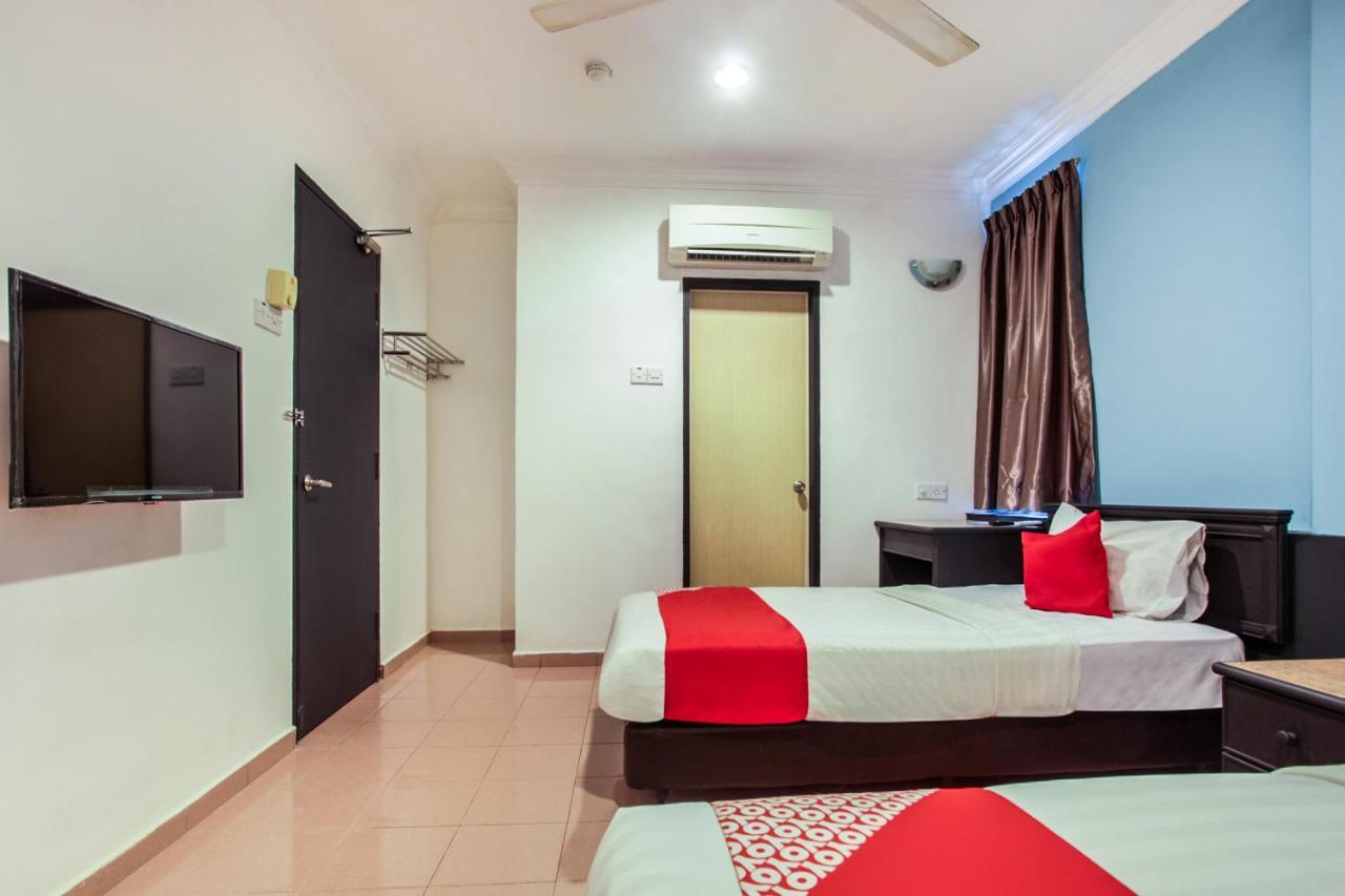 Hotel Home 88 Teluk Intan Eksteriør billede