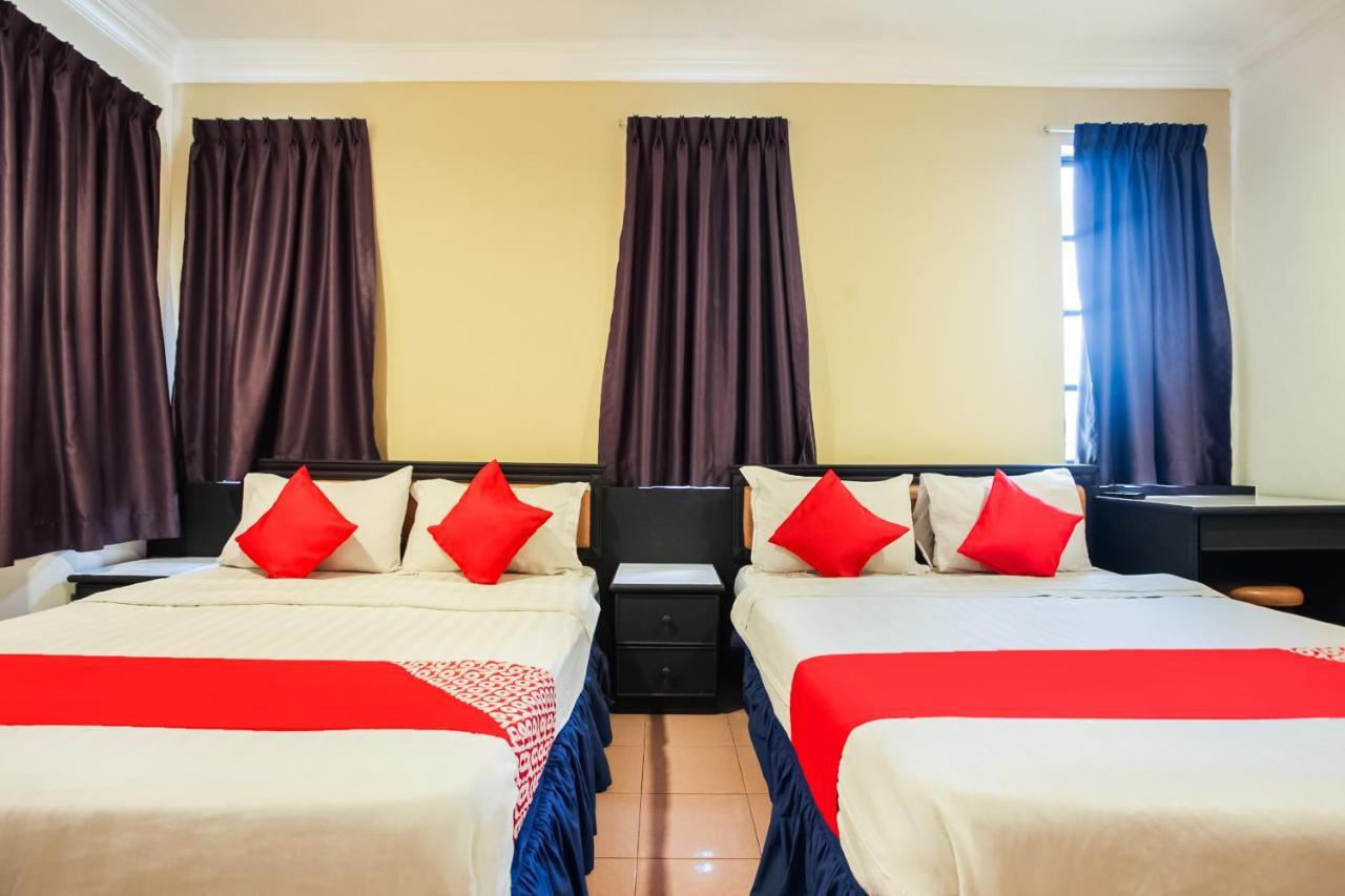Hotel Home 88 Teluk Intan Eksteriør billede