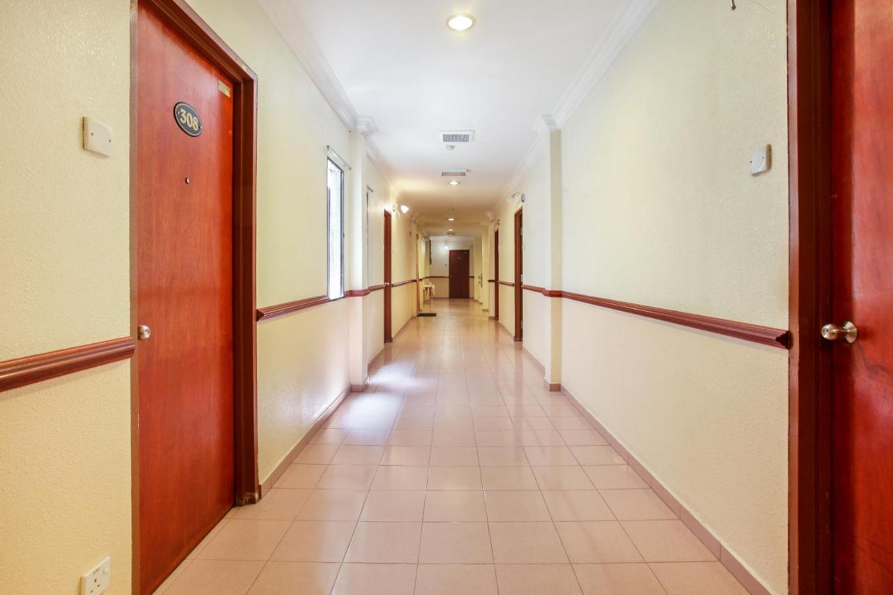Hotel Home 88 Teluk Intan Eksteriør billede